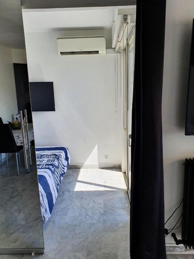 Superbe Appartement Plage Saint-Laurent Du Var מראה חיצוני תמונה